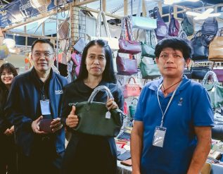 angthong-local-trade-plus-%e0%b8%84%e0%b8%b1%e0%b8%94%e0%b8%aa%e0%b8%a3%e0%b8%a3%e0%b8%82%e0%b8%ad%e0%b8%87%e0%b8%94%e0%b8%b5-%e0%b8%a7%e0%b8%b4%e0%b8%96%e0%b8%b5%e0%b9%80%e0%b8%81%e0%b8%a9